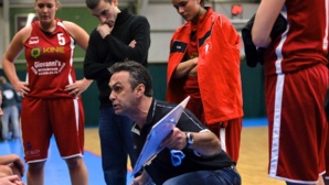 Frank De Brucker ne sera plus le coach des dames de Basket Groot Willebroek Frank De Brucker ne sera plus le coach des dames de Basket Groot Willebroek