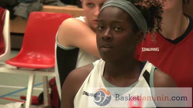 L'Américaine Shanavia Dowdell prolonge à Declercq Stortbeton Waregem L'Américaine Shanavia Dowdell prolonge à Declercq Stortbeton Waregem