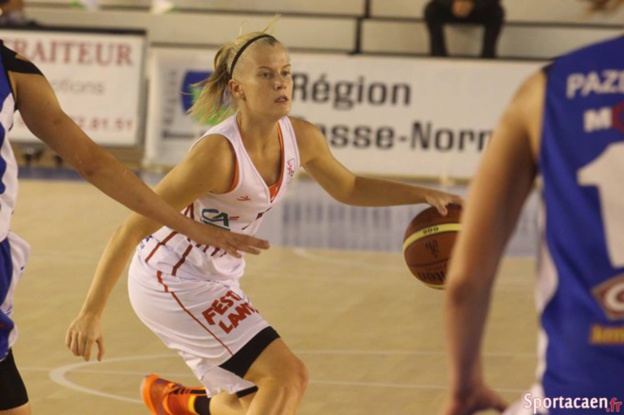 Julie Vanloo pour une 2e saison à l'US Mondeville (photo: sportacaen.fr) Julie Vanloo pour une 2e saison à l'US Mondeville (photo: sportacaen.fr)