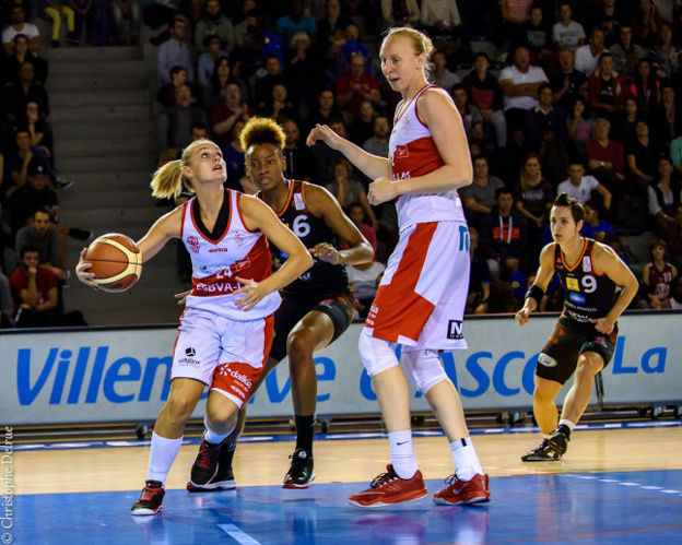 Ann Wauters s'est offert le scalp de Bourges (photo: esbvalm.fr/Christophe Delrue) Ann Wauters s'est offert le scalp de Bourges (photo: esbvalm.fr/Christophe Delrue)