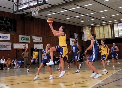 Céline Maclot (photo: http://www.lmbasket.ch) Céline Maclot (photo: http://www.lmbasket.ch)