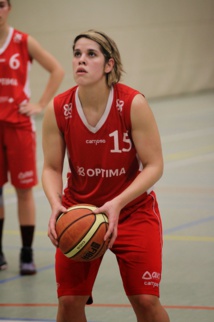 Marieke Versavel à Jeugd Gentson qui conserve sa colonne vertébrale Marieke Versavel à Jeugd Gentson qui conserve sa colonne vertébrale