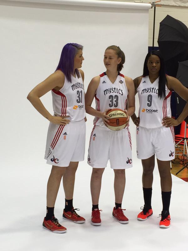 WNBA - Emma Meesseman prend la pose à Washington Mystics