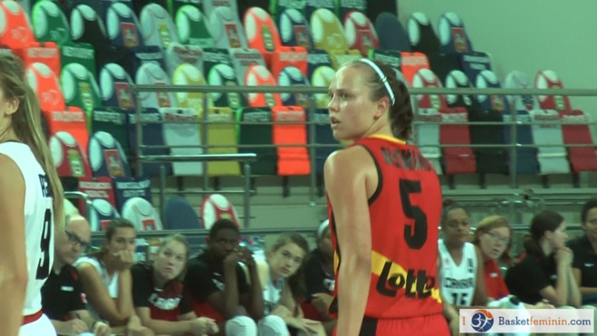 Julie Allemand (19 pts - 9 assists) Julie Allemand (19 pts - 9 assists)