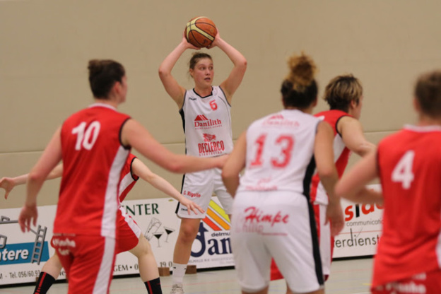An-Katrien Nauwelaers et Declercq Storbeton Waregem bien lancés (photo: Eddy Lippens)