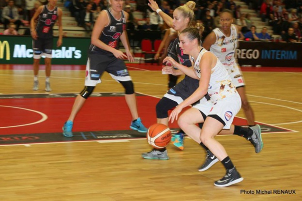 Our Belgian Ladies Abroad - Kim Mestdagh et Hind Ben Abdelkader cartonnent en France
