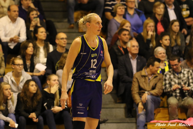 Ann Wauters a guidé les siennes vers un second succès en Euroligue mardi (photo: Fred Moisse) Ann Wauters a guidé les siennes vers un second succès en Euroligue mardi (photo: Fred Moisse)