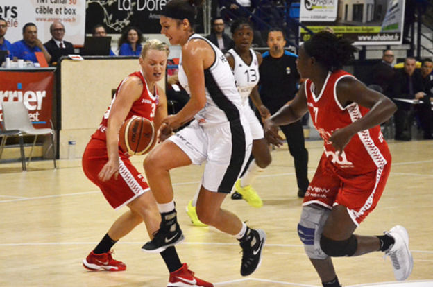 Un gros match de Sofie Hendrickx (photo: Quentin Ollivier/angersmag.info/atoutsport)) Un gros match de Sofie Hendrickx (photo: Quentin Ollivier/angersmag.info/atoutsport))