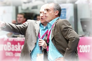 Qui pour succéder à Laurent Buffard ? Pas encore Arvid Diels... (photo: Ann Dee) Qui pour succéder à Laurent Buffard ? Pas encore Arvid Diels... (photo: Ann Dee)
