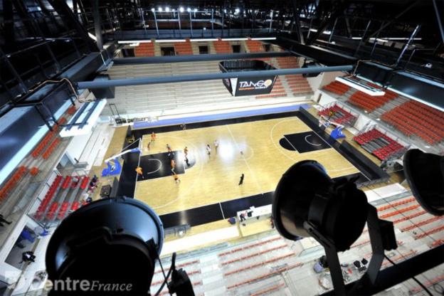 Un Palais des Sports de 5.000 places (photo: leberry.fr) Un Palais des Sports de 5.000 places (photo: leberry.fr)
