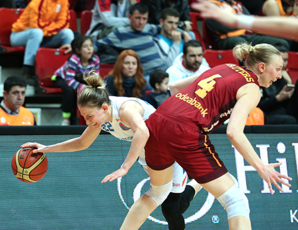 Our Belgian ladies abroad - Cela cartonne pour Hind et Kim, Ann Wauters en finale de la Coupe de Turquie