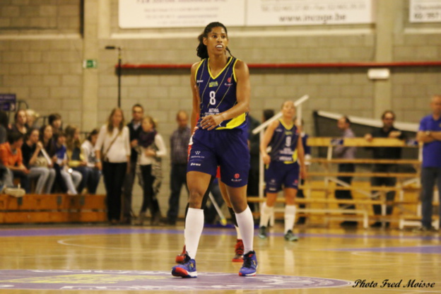 Celeste Trahan-Davis continue à faire son chemin à Mithra Castors Braine (photo: Fred Moisse) Celeste Trahan-Davis continue à faire son chemin à Mithra Castors Braine (photo: Fred Moisse)