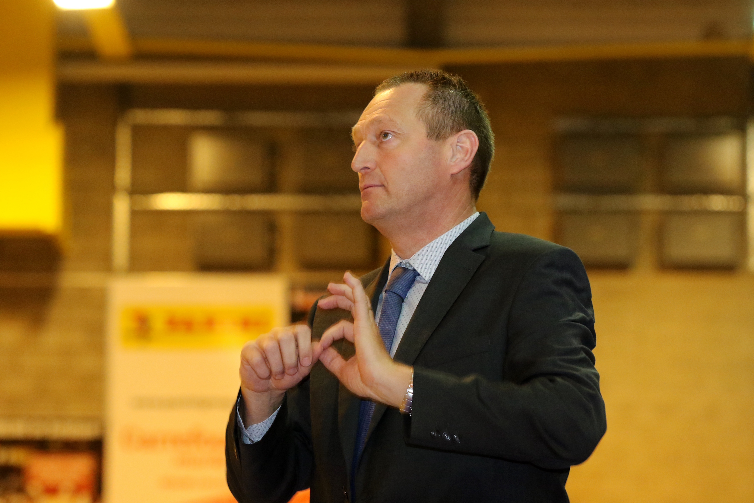 Philip Mestdagh mis à la porte à Mithra Castors Braine, Ainars Zvirgzdins revient