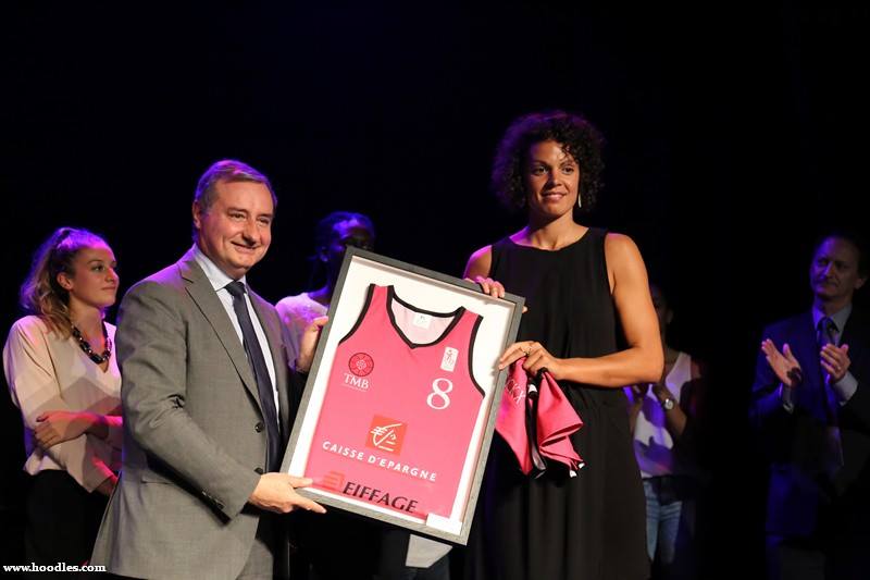 Sofie Hendrickx et son #8 dans la Ville Rose (Photo: tmb-basket.com)