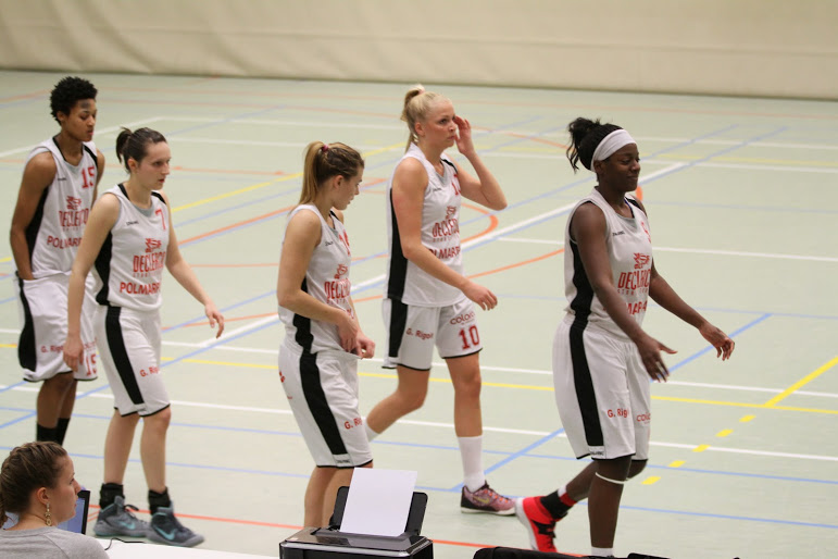 Declercq Stortbeton Waregem, 2e et Shanavia Dowdell toujours à leur tête la saison prochaine (photo: Eddy Lippens) Declercq Stortbeton Waregem, 2e et Shanavia Dowdell toujours à leur tête la saison prochaine (photo: Eddy Lippens)