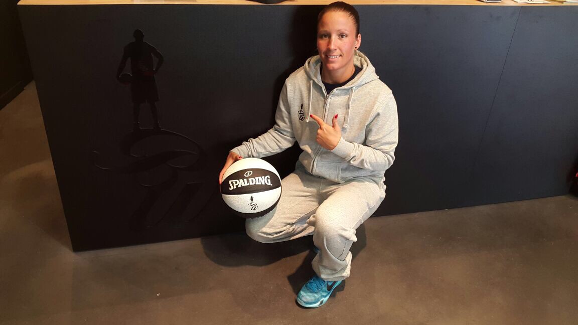 Marjorie Carpréaux (Castors Braine) ambassadrice de Bouncewear à Gilly