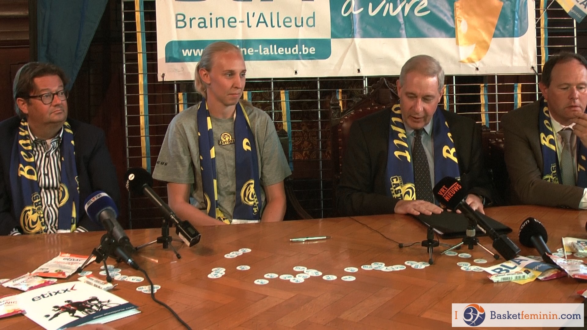 Document exclusif ! La conférence de presse de l'arrivée d'Ann Wauters et Marc Coucke