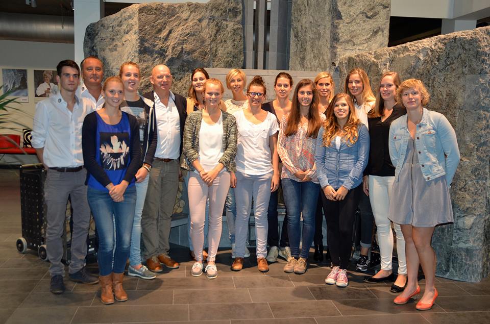 Une belle bande à Tulikivi Deerlijk pour la saison 2015/2016 (photo: damesbasketdeerlijk.be)