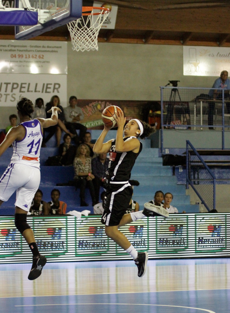 Our Belgian Ladies Abroad - Kim Mestdagh et Hind Ben Abdelkader cartonnent en France