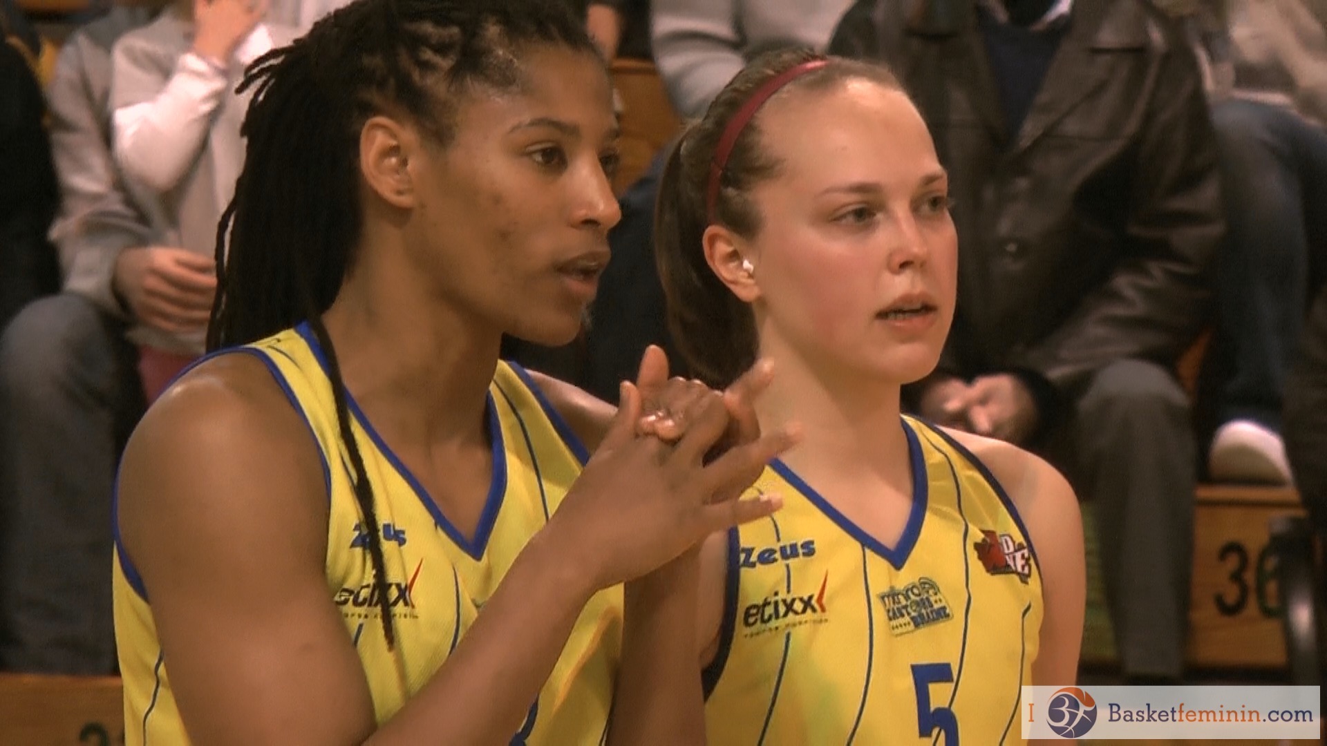 Celeste Trahan-Davis et Julie Allemand (Mithra Castors Braine)