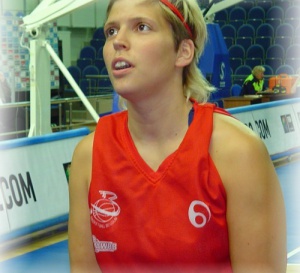 Fannie Vandesteene rejoint Dexia Namur