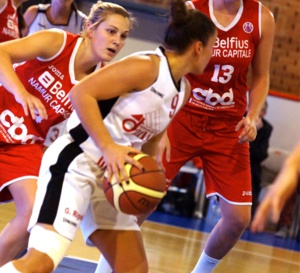 Declercq Stortbeton Waregem corrige Belfius Namur