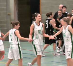 Coupe - Waregem prend option sur la finale