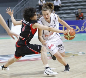 Heleen Adams opérée au genou