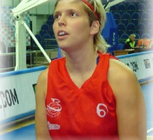 Fannie Vandesteene (Castors Braine), c'est fini