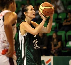 Katalin Kürtosi, de retour en Belgique, à Castors Braine
