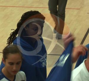 Crack Blue Cats Ieper rompt avec Latoya Drake
