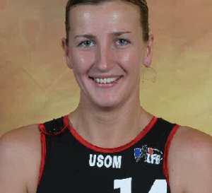 Nice - Evija Azace rejoint Cagival Nice