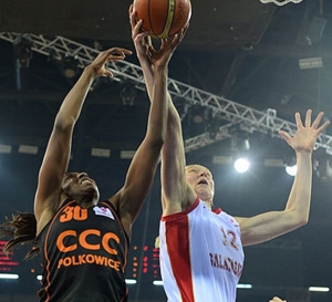 Our Belgian Ladies Abroad - Evelien Callens is back on the court