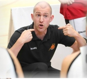 Coach de l'année: Arvid Diels, Julian Martinez Alman ou Sven Van Camp ?