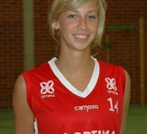 Evi Wezenbeek reprend du service, à Tulikivi Deerlijk