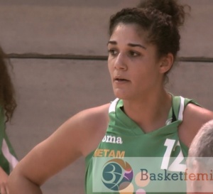 Lara Gaspar (Point Chaud Sprimont) à Declercq Storbeton Waregem