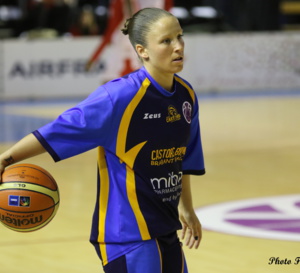 Marjorie Carpréaux et Sidney Spencer prolongent à Castors Braine