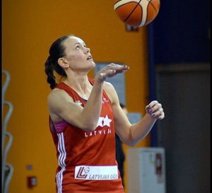 Anete Steinberba (Castors Braine) rejoint la Russie et jouera pour Chevakata