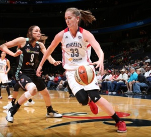 WNBA - Emma Meesseman (16 pts, 9 rbds) pour un 2e succès