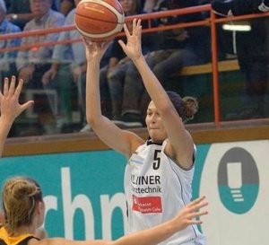 Our Belgian Ladies Abroad - Carton plein en Allemagne pour Romina Ciappina