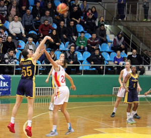 Anete Steinberga (ex-Mithra Castors Braine) à l'USK Prague !