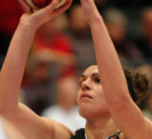 Julie Vanloo et Sofie Hendrickx mènent 1 à 0 avec Lulea