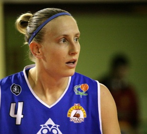 Anke De Mondt, assistant-coach chez les messieurs