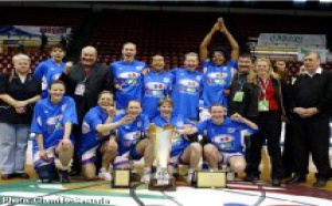 St-Petersbourg gagne la Coupe FIBA