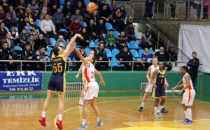 Anete Steinberga (ex-Mithra Castors Braine) à l'USK Prague !