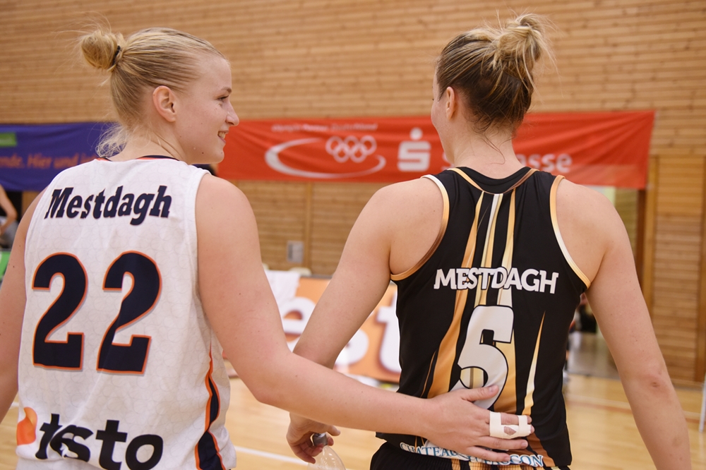 Hanne Mestdagh (Freiburg) vs Kim Mestdagh (Flammes Carolos)